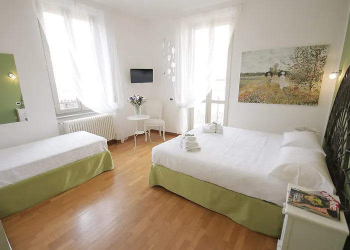 Guest house Sottosopra 2*